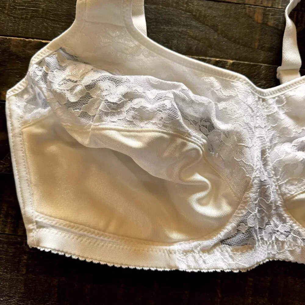 Comfort Choice Easy Enhancer Cream & White‎ Full Coverage Bra 40DD NEW